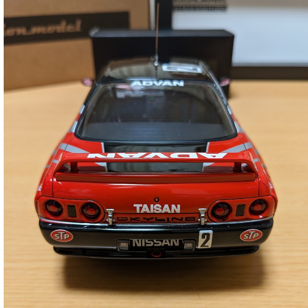 イグニッションモデル1/18 STP タイサン GT-R 1992 JTC