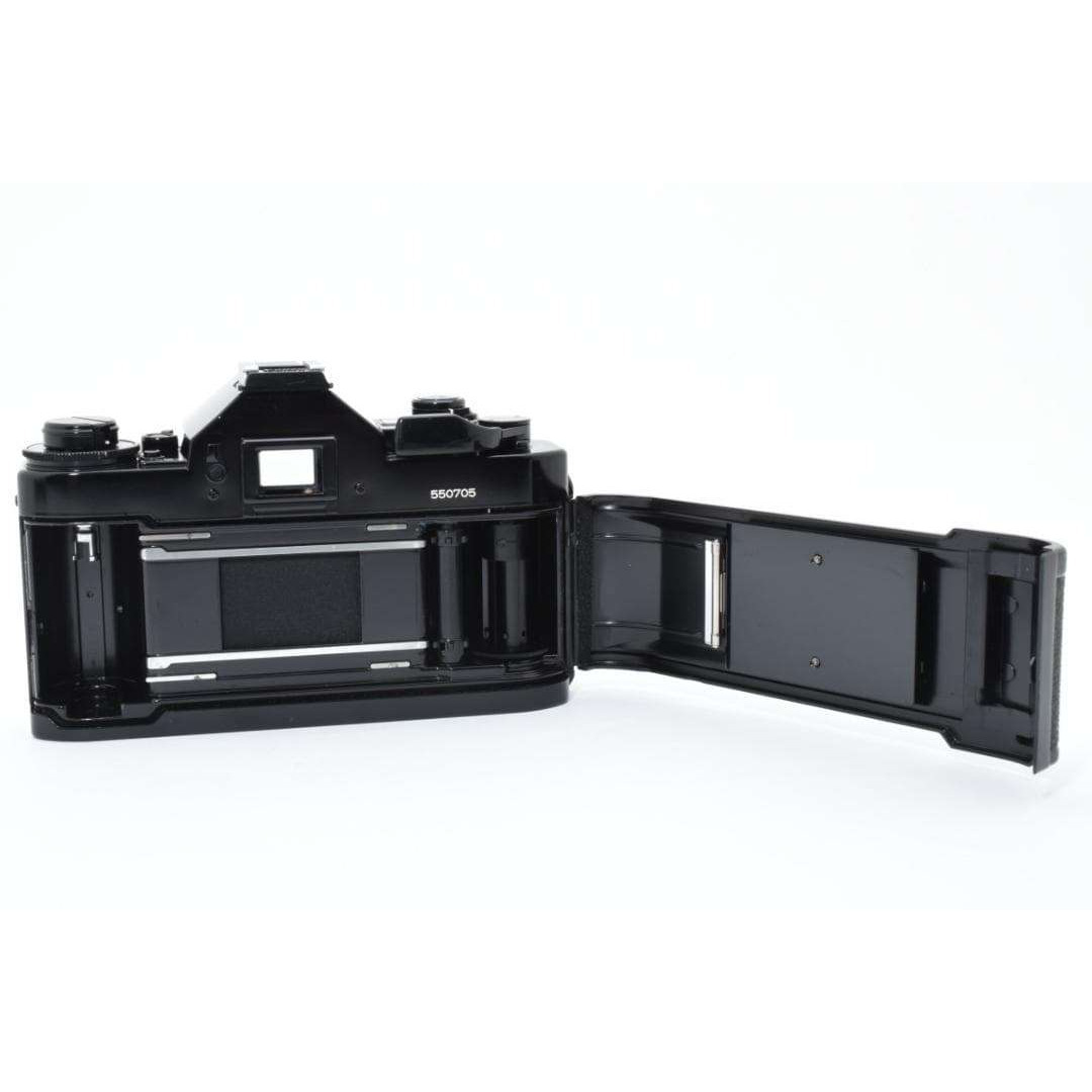 超美品 CANON キャノン A-1 フィルムカメラ モルト新品交換済 M607