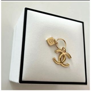 CHANEL（チャーム）のフリマアイテム一覧