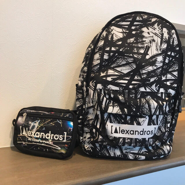 Alexandrosのリュックとミニバッグ