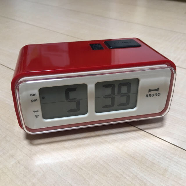 BRUNO 置き時計 電波時計 レッド 楽天市場】【BRUNO/ブルーノ】 LCD