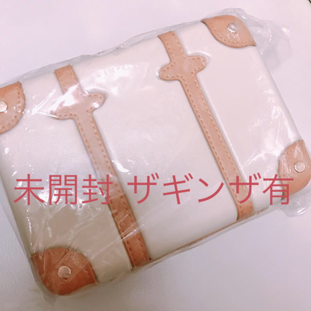 ANAファーストクラスアメニティポーチ グローブトロッター ブルーと