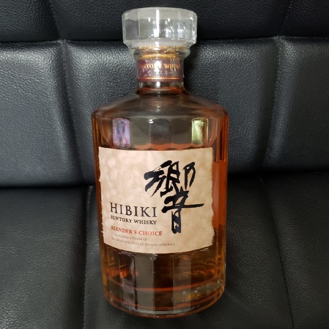 Suntory Whiskey Hibiki 響 〈BLENDER'S CHOICE〉 700ml Blender