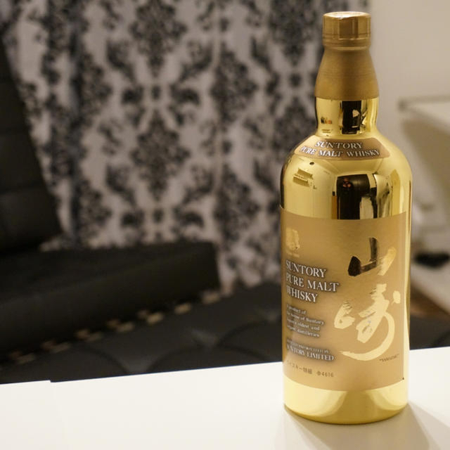 サントリー山崎60周年ゴールドボトル新古品未開封化粧箱あり