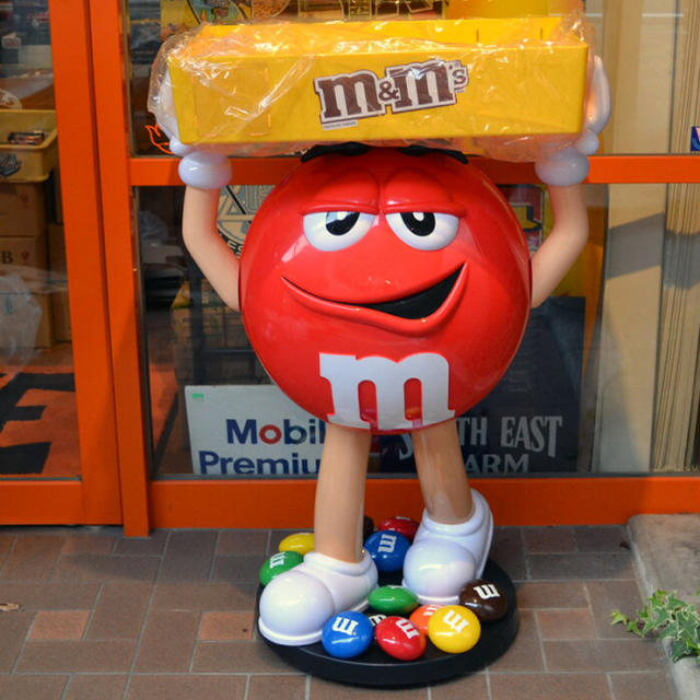 m&m's（エムアンドエムズ）の非売品 大型ディスプレイ エムアンドエム