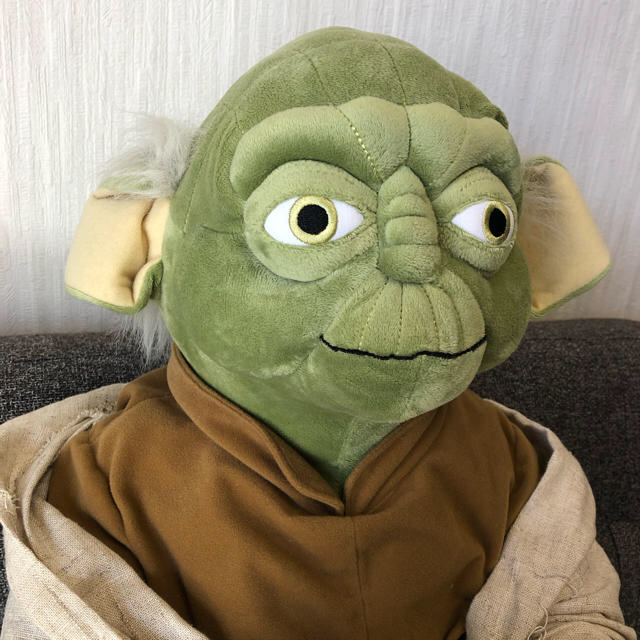 専用出品 スター・ウォーズ リアルサイズ ヨーダ ぬいぐるみ の通販 by