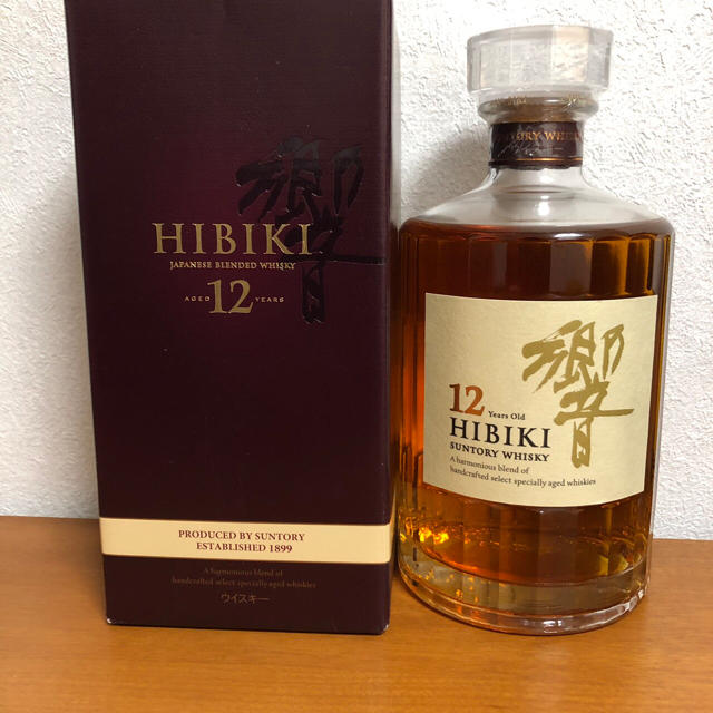 響 12年 未開封 未開栓 響 12年 HIBIKI サントリー ウイスキー 500ml