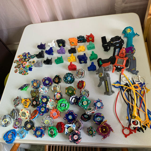 ベイブレード 初期 まとめ売り レア初代 ベイブレード まとめ売り 入手