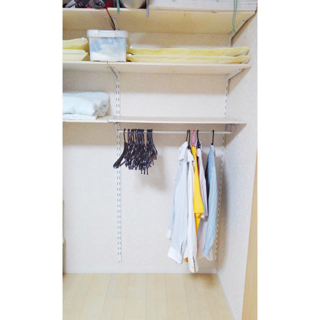 アーネストワン 棚受け金具5組とハンガーパイプ付き棚1セット フレーム