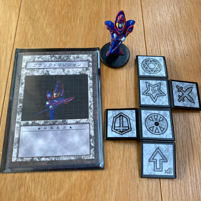 遊戯王 ダンジョンダイスモンスターズ ブラックマジシャン ドラゴン