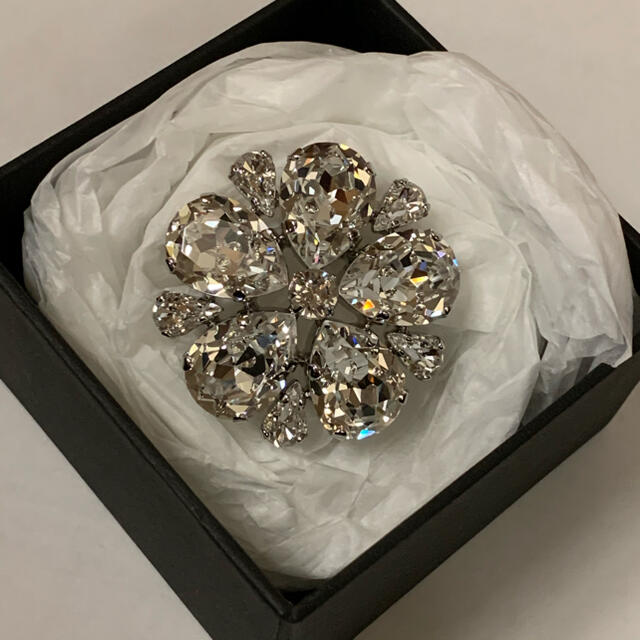 Rene ルネ ブローチ