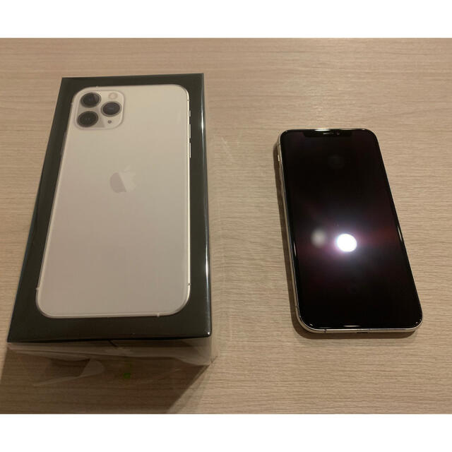 美品！ SIMロック解除済み！iPhone11 安い pro 256G シルバー 美品