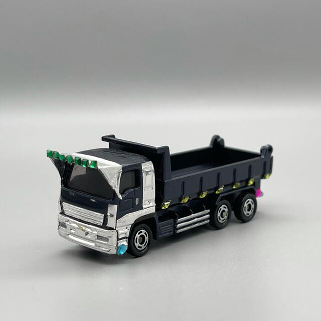 ☆商談中☆ 2486 トミカ 2007年 いすゞギガダンプ 塗装修復ルース