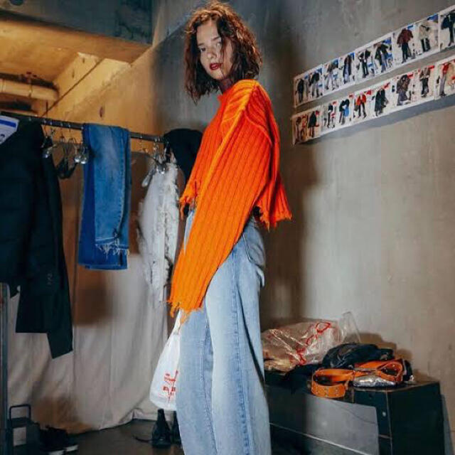 PERVERZEウールニット帽 黒・オレンジ perverze ニット オレンジ