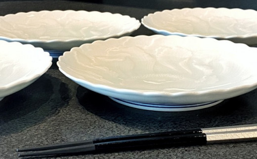 有田焼【其泉】青白磁牡丹彫 19cm中皿 4枚セット 食器 プレート 賞美堂