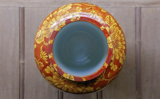 雲泉】黄地紅彩牡丹唐草花瓶 - 京都府京都市｜ふるさとチョイス