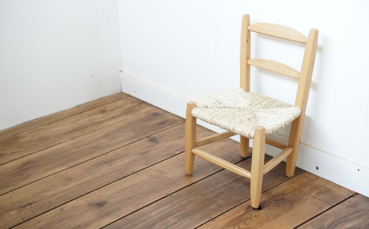 椅子 い草座面の素朴なこども椅子 手作り 木製 【Ojn Handmade Hut