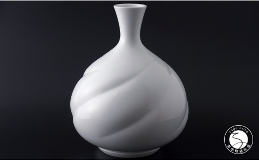 ふるさと納税限定品】 人間国宝 井上萬二作 白磁線鶴首花瓶 A4000-21