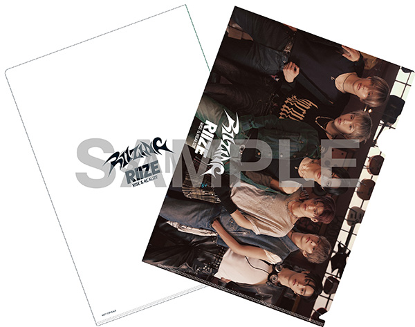 RIIZE Fame hmv 発売記念パネル ウォンビン RIIZE ユニバ HMV 来日記念