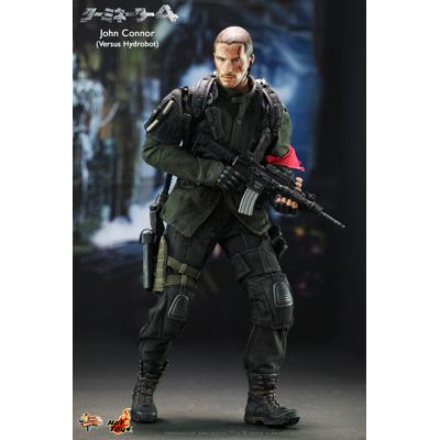 HOT TOYS ターミネーター4 ジョンコナー ファイナルバトルバージョン