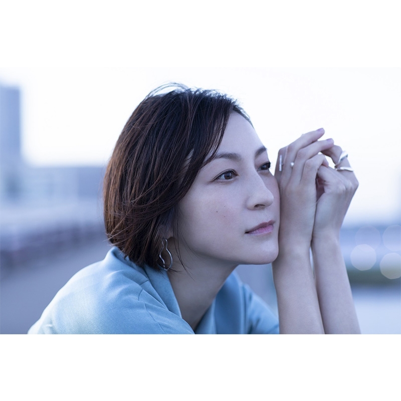 広末涼子写真集 C'est la Vie : 広末涼子 | HMV&BOOKS online