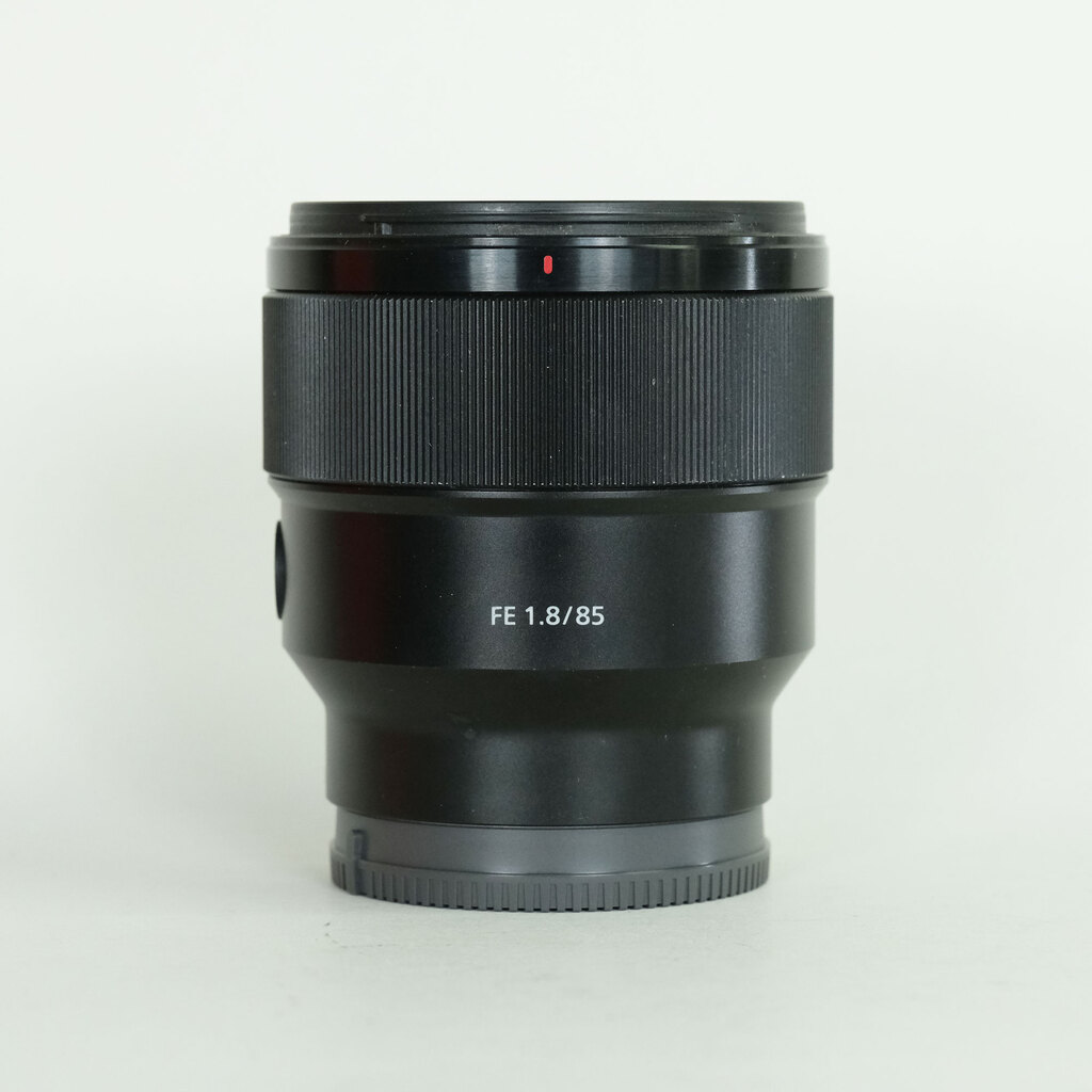 FE 85mm F1.8 SEL85F18 中古価格比較 - 価格.com