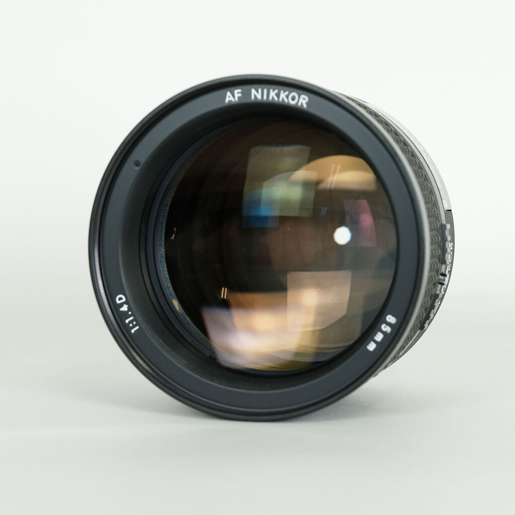Nikon Ai AF Nikkor 85mm F1.4D IFの出品 | ONE SCENE（ワンシーン）