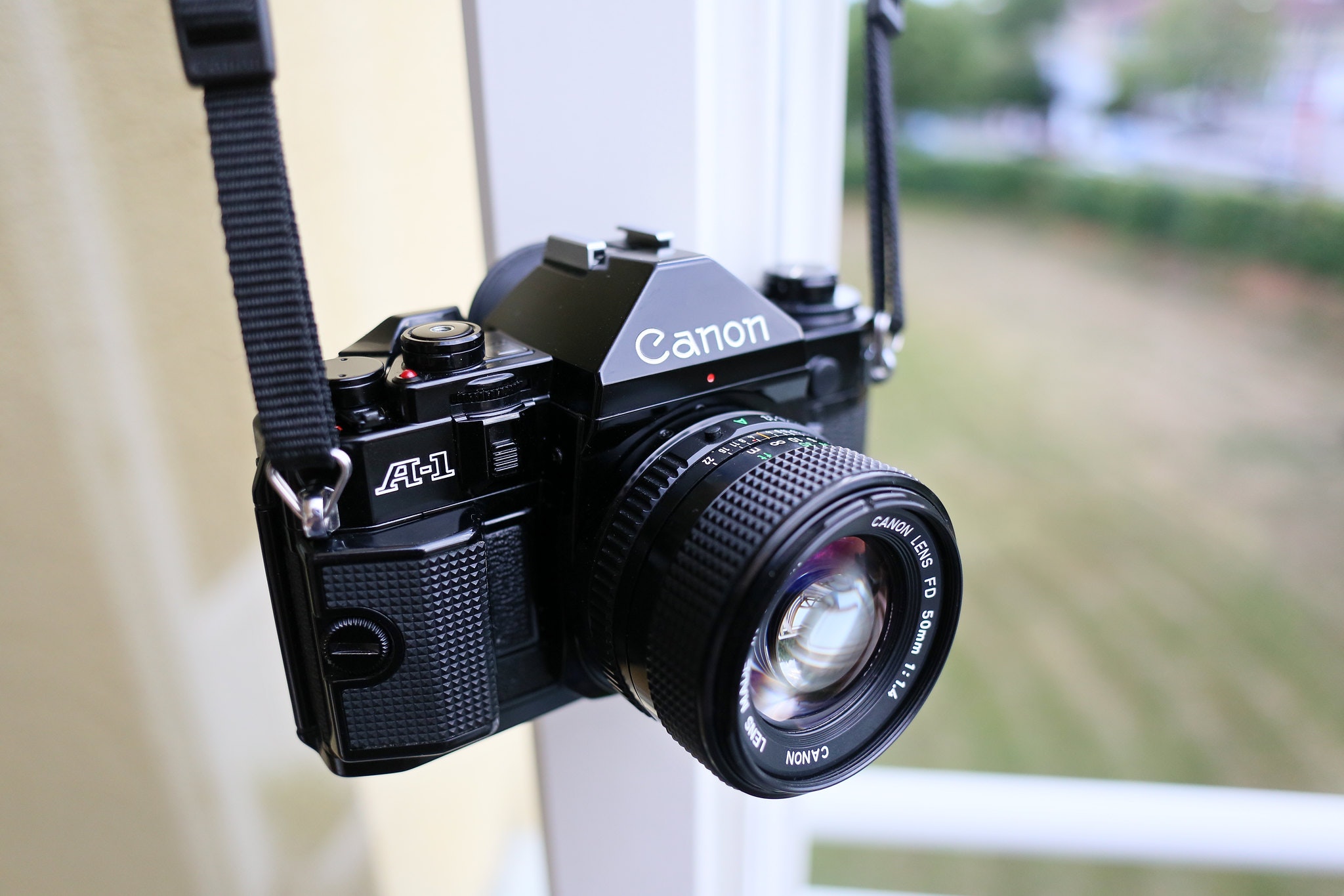 Canon A-1 一眼レフカメラ 35-70mmレンズ付き Amazon | Canon A-1