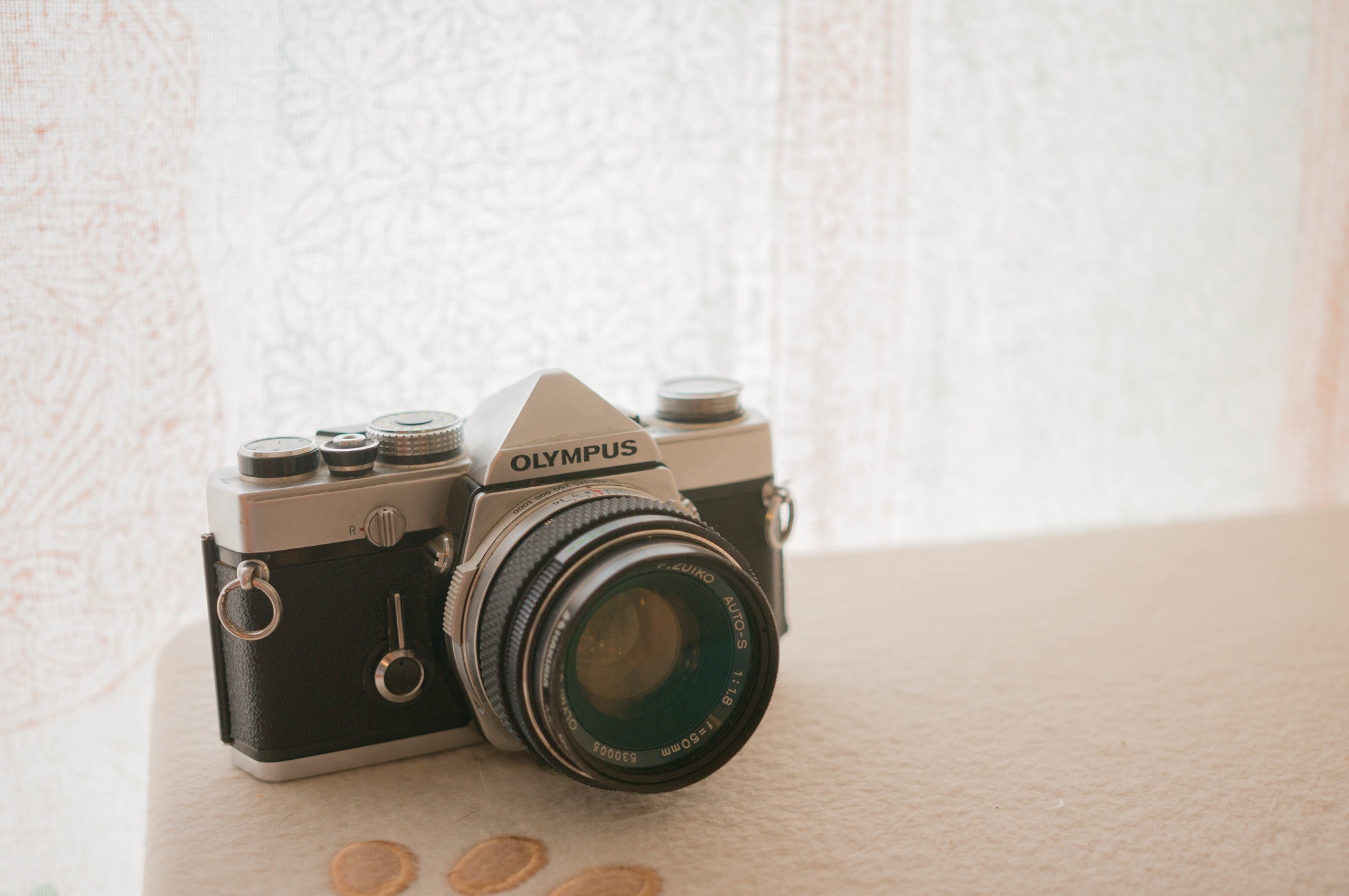 整備済】 オリンパス OLYMPUS OM-1 + 50mm F1.8 単焦点 整備品 OLYMPUS OM-