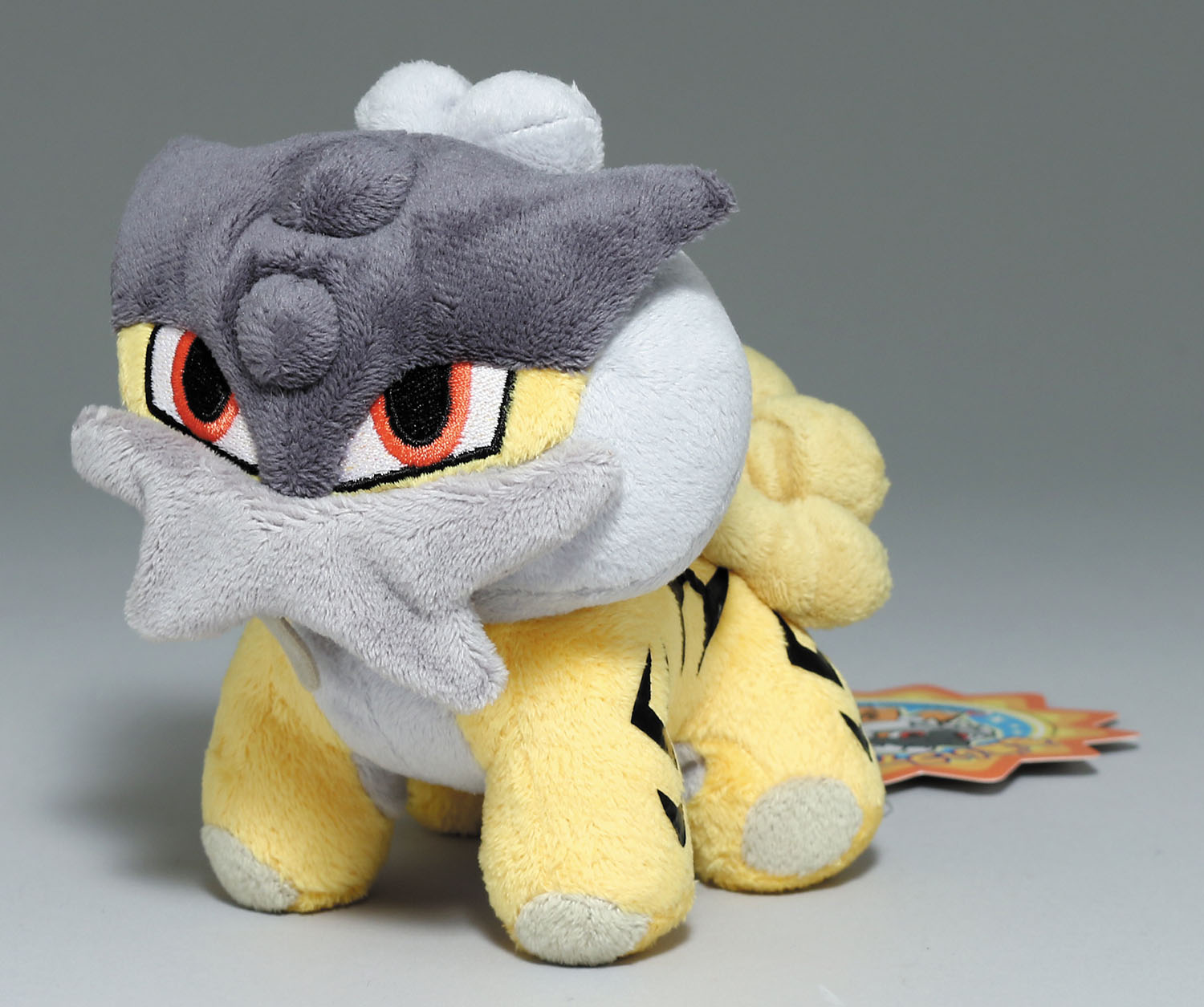 ポケモンセンター 色違い エンテイ ポケドール ぬいぐるみ タグ付き