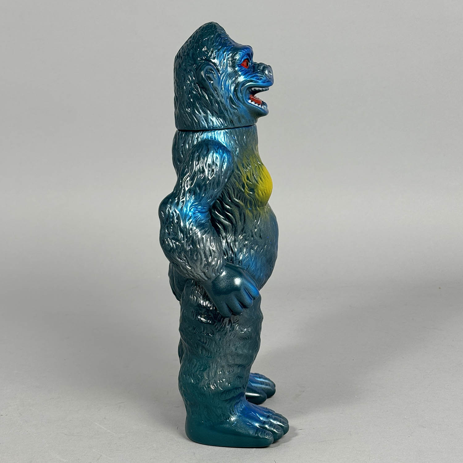 マルサン ジャイアントゴリラ 黒成形色 青 約30cm 可動式 プロフ必読