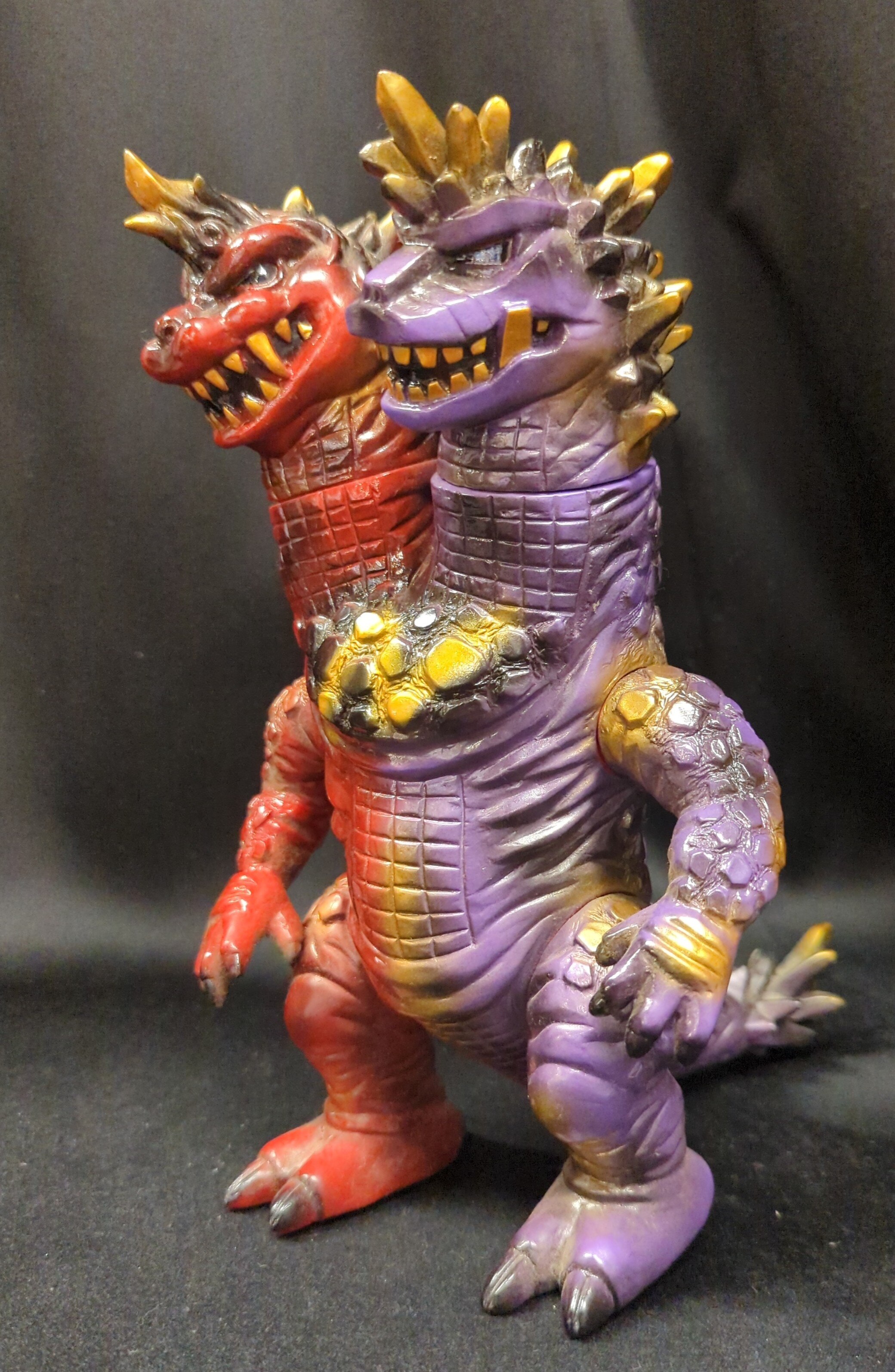 メディコムトイ x MAXTOY 双頭怪獣 デュアロス 怪獣ソフビフィギュア