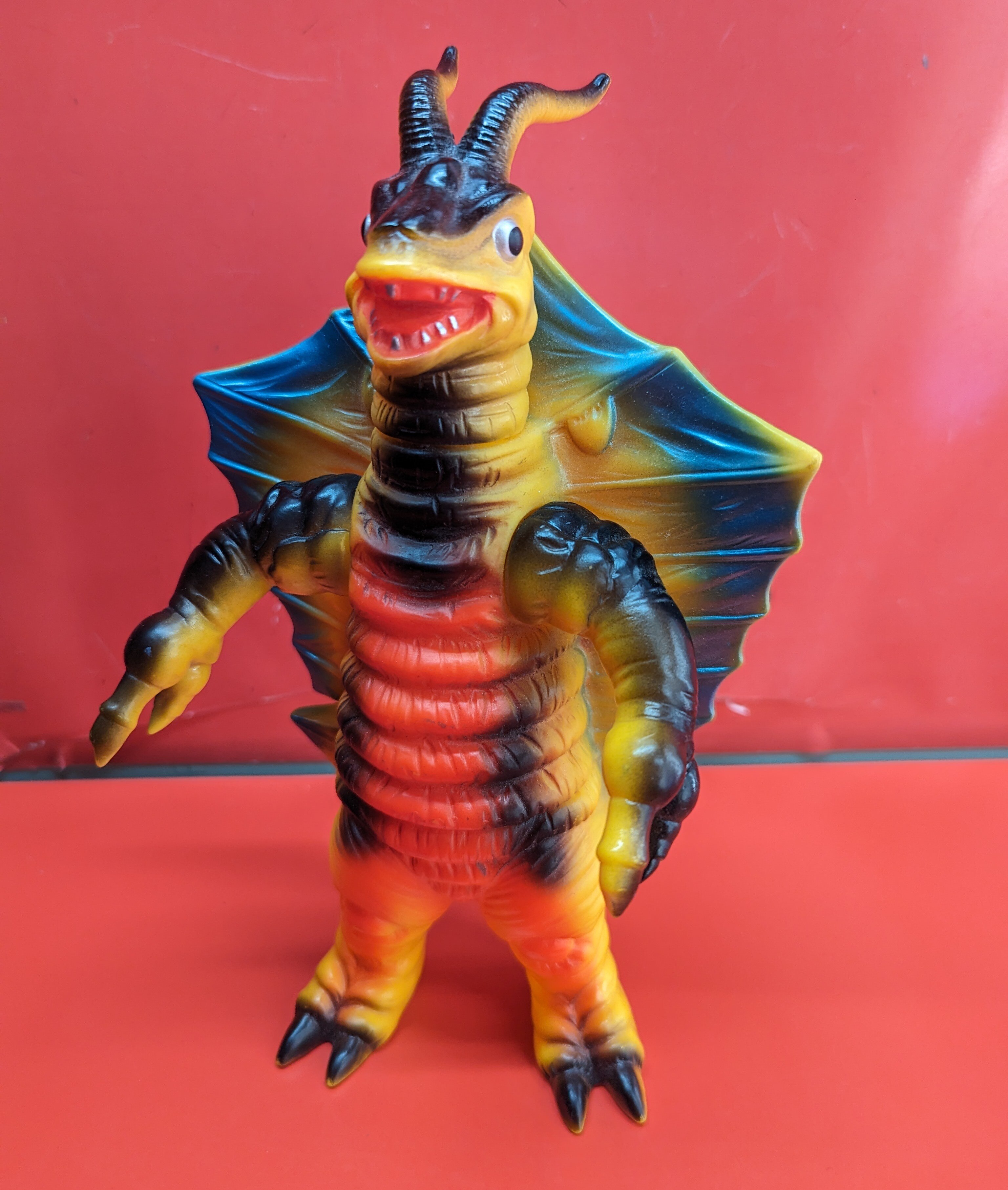 キングマイマイ「帰ってきたウルトラマン」登場怪獣（怪獣郷）ソフビ