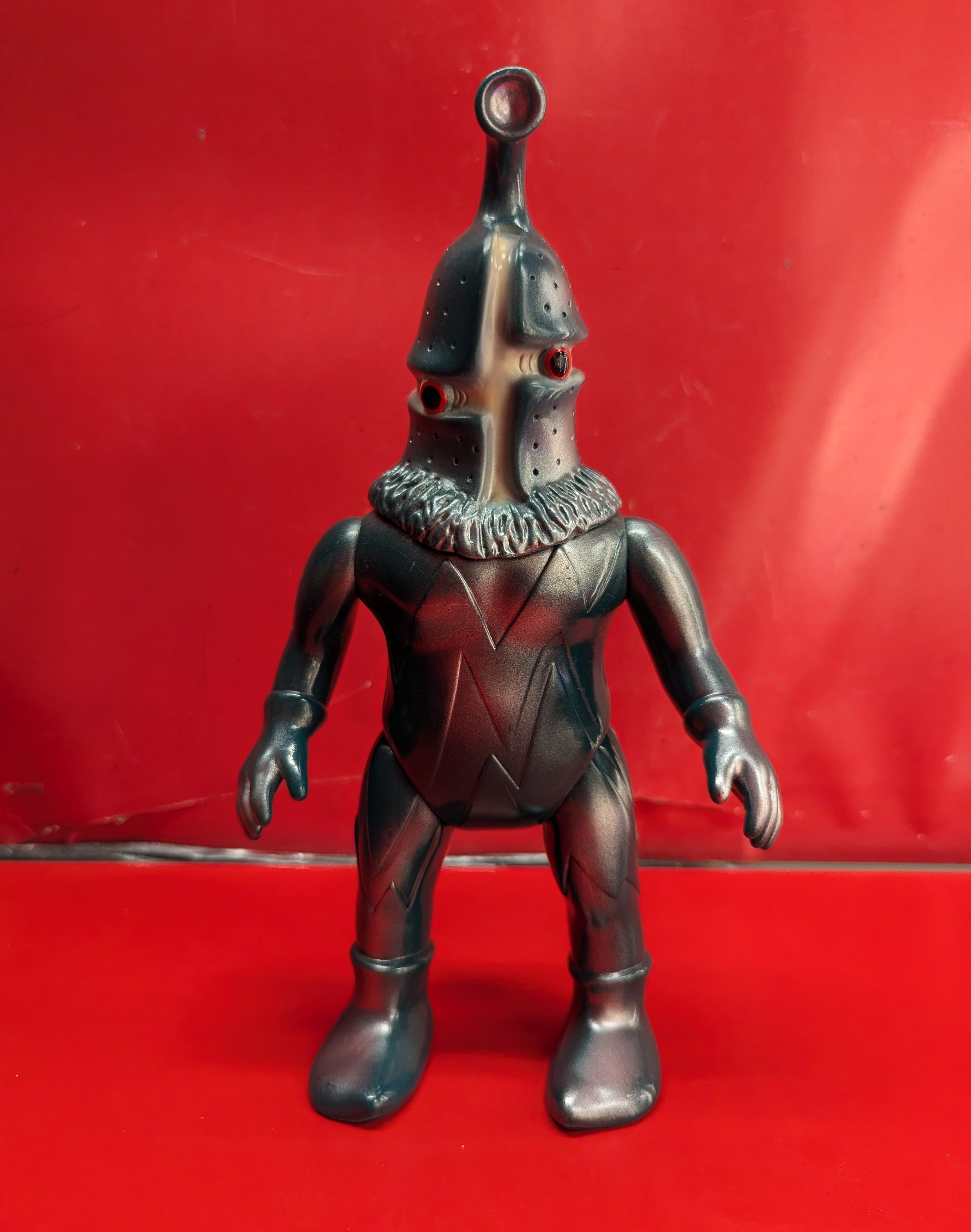 シンビンショップ x M1号 ケムール人三輪車 ラディパープル × ルミナス