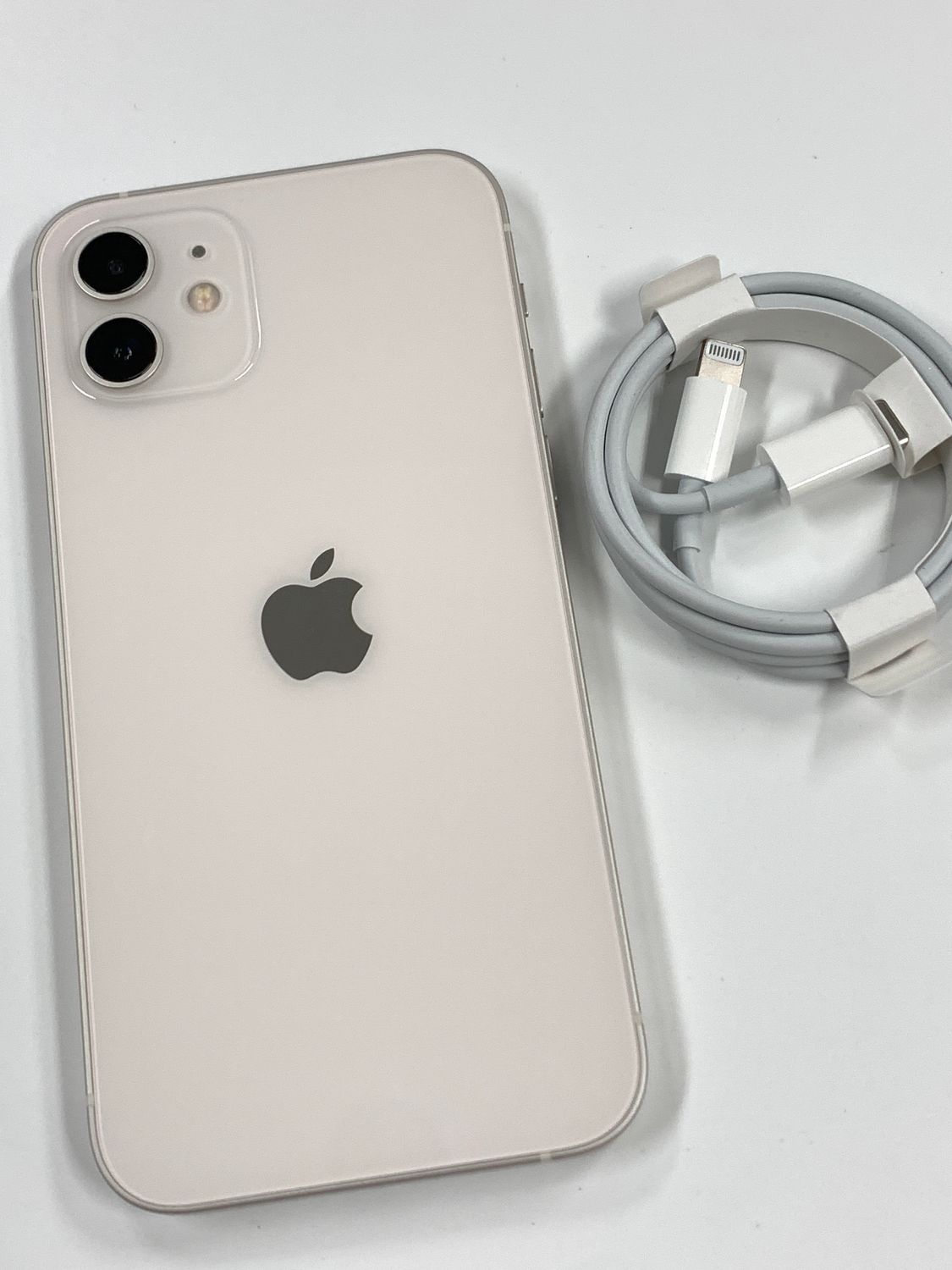 iPhone12 64gb White（simフリー） Apple iPhone 12 64GB SIMフリー