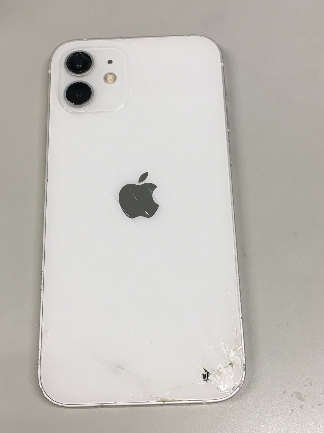 ムスビー｜【モバイルBOX】 電池86% SIMフリー iPhone 12 128GB