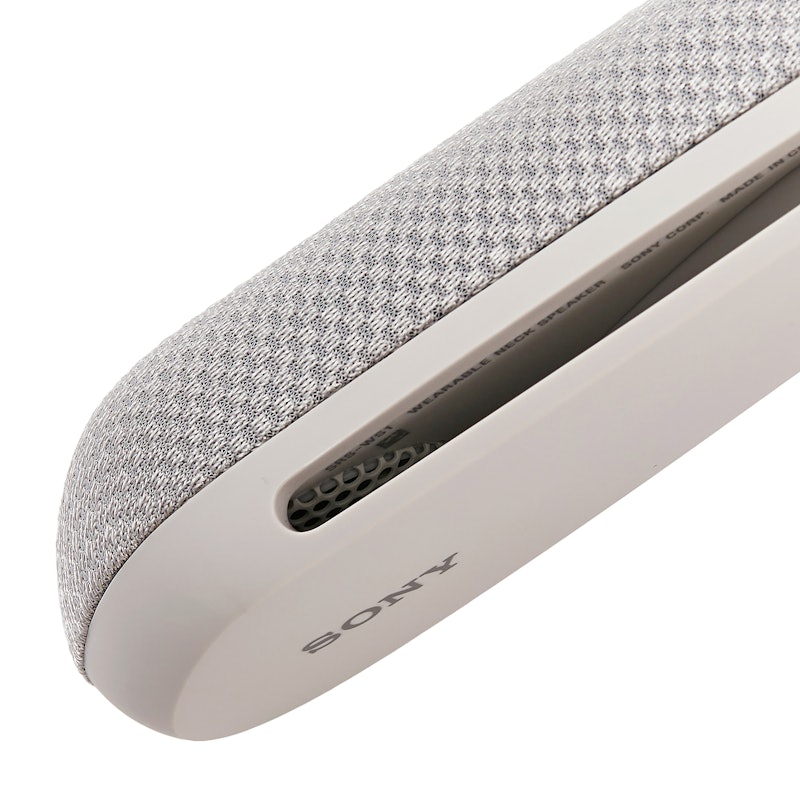 SONY ウェアラブルネックスピーカー SRS-WS1を徹底レビュー！実際に