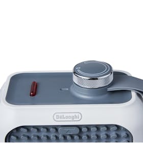 デロンギ カプスーラ デスク セラミックファンヒーター HFX12D03を