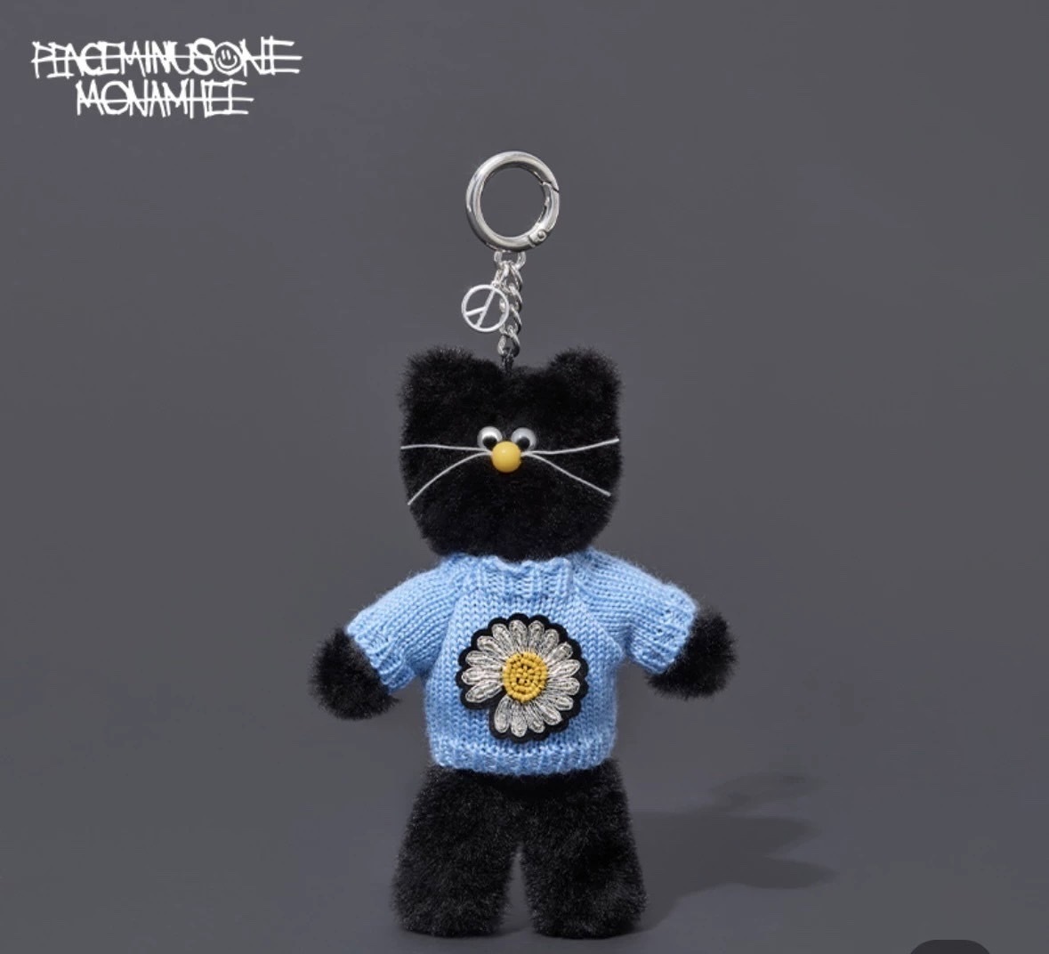 PEACEMINUSONE X MONAMHEE 聯名吊飾