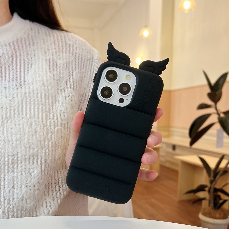 エンジェルウィング・パフィーケースiPhone17ProMax 携帯ケース 新型