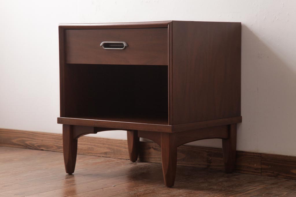 ヴィンテージ ドレクセルヘリテージ サイドテーブル チェスト RISHEL