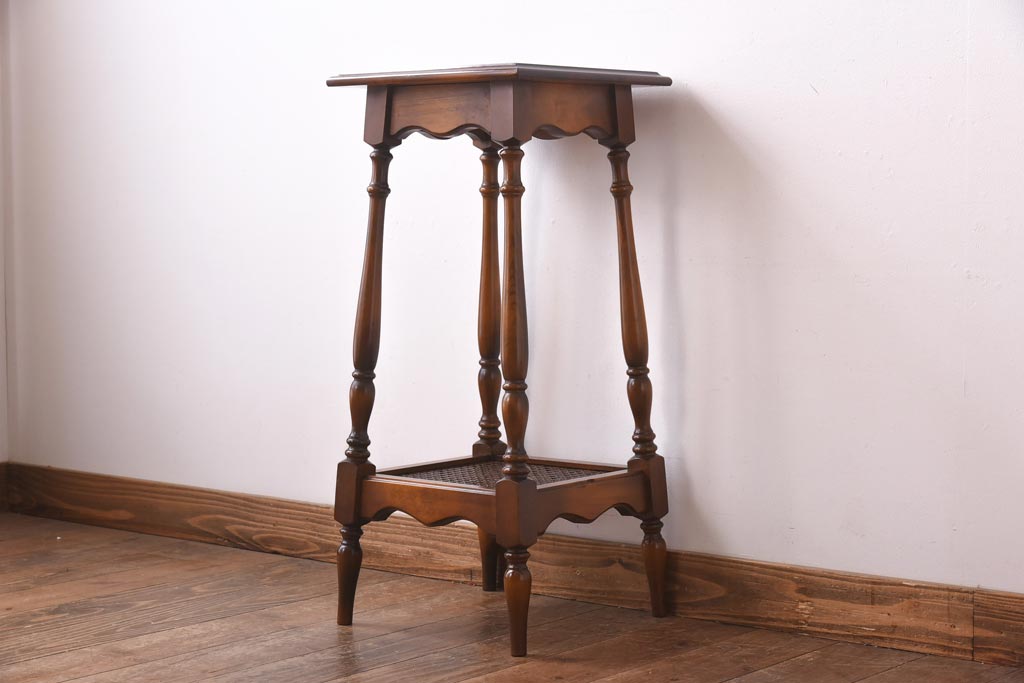 最終価格/カリモク AC1030NK コロニアルシリーズ 花台・サイドテーブル