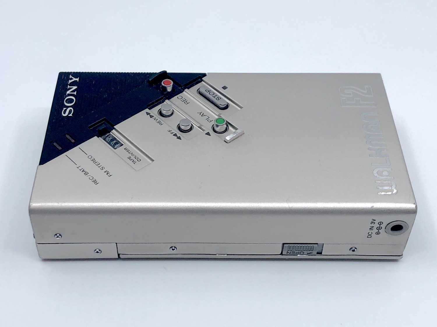 Sony WM-F2 ▷ Walkman.land