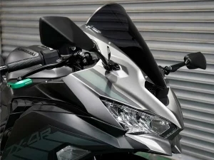 カユイところに手が届く！ TRICK STARより2025年モデル Ninja ZX-4R