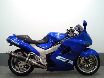 ZX 7100キロ 7万！ ZZR1100/ZX-11/カワサキ ZZR1100D ZXT10D D3
