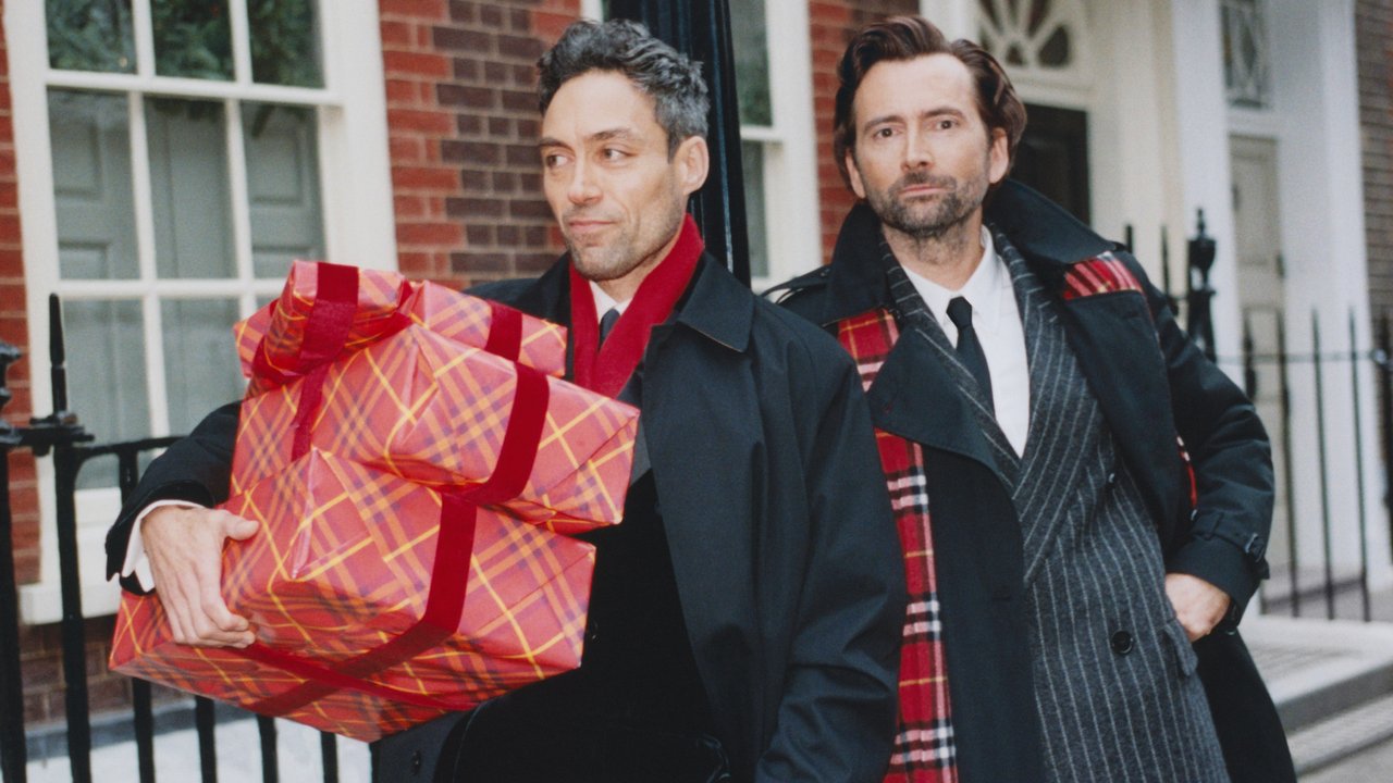 バーバリー】ホリデーシーズンを讃えるキャンペーン「Wrapped In