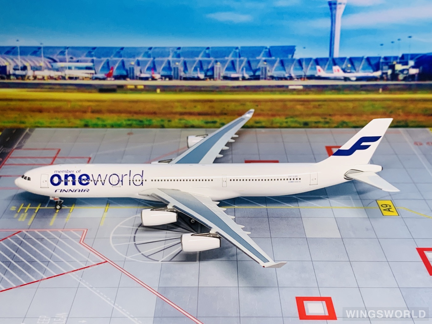 美品】FINNAIR A340-300 ワンワールド Phoenix 美品】FINNAIR A340-300