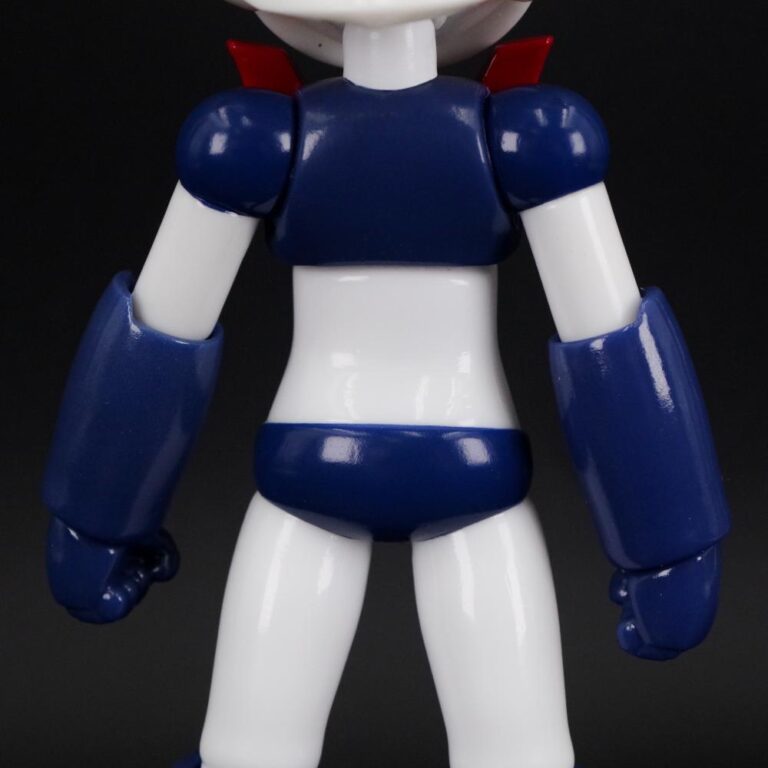 YASUYUKI KOBAYASHI × 墓場の画廊「萌えマジンガー」ソフビ 女性の