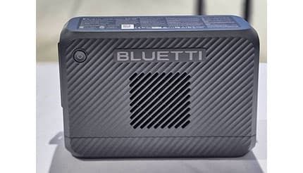 BLUETTIのオルタネーター充電器Charger 2は車への充電も車からの充電も