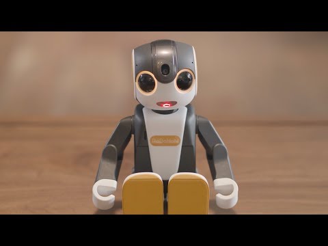 キュートな相棒♡SHARP ロボホン キュートな相棒♡SHARP ロボホン